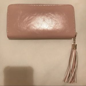 Light pink leather zipper wallet